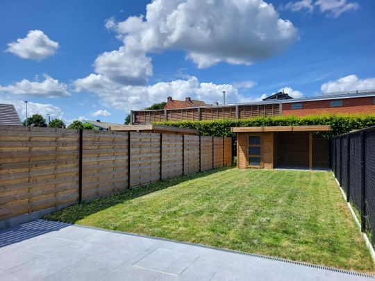 Nieuwbouwwoning met 3 slaapkamers en tuin - Photo 1