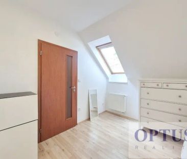 Horoměřice, ul. Politických vězňů, nadstandardní mezonetový byt 3 +... - Photo 4