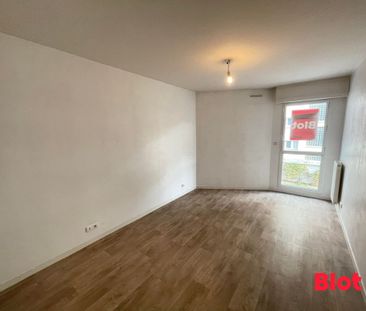 Location Appartement 4 pièces 116m² RENNES 35000 - Photo 5