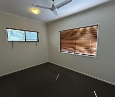 PEACE AND TRANQUILITY IN A QUIET CUL DE SAC FOR RENT! - Photo 5