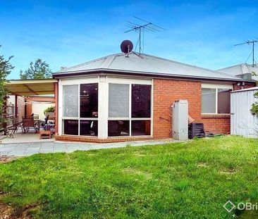 Prime Location and Space For All! - Photo 6