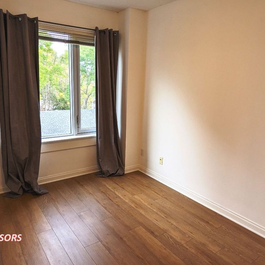 #404 108 15 Avenue Southeast - Photo 1