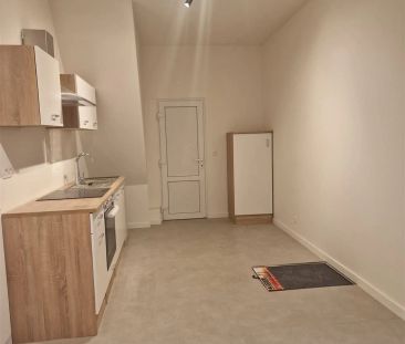 VOLLEDIG VERNIEUWDE STUDIO MET SLAAPHOEK - Photo 2