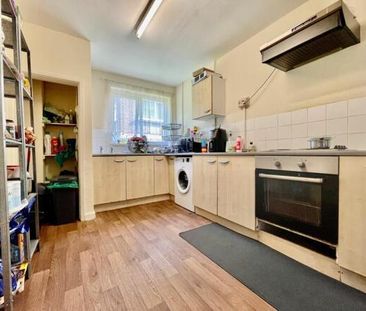 3 bedroom maisonette to rent - Photo 4