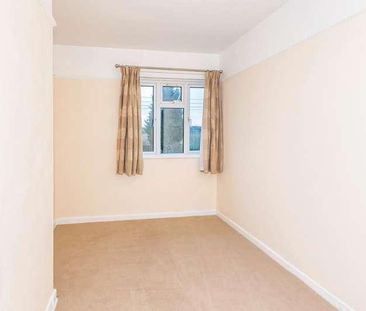 Bytham Road, Creeton, NG33 - Photo 4