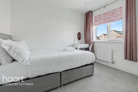 4 bedroom detached house to rent - Photo 5