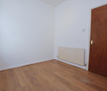 1 bedroom property to rent - Photo 3
