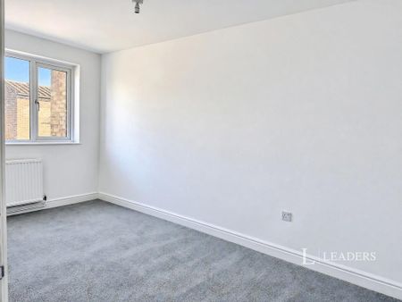 3 bedroom terraced house to rent - Photo 3