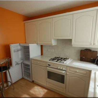 2 bedroom semi-detached house to rent - Photo 3