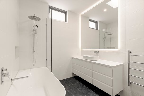 175 Nelson Rd, South Melbourne VIC 3205 - House For Rent | Domain - Photo 1