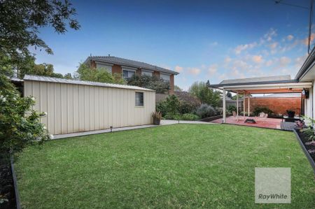 Location Perfect! - Photo 3