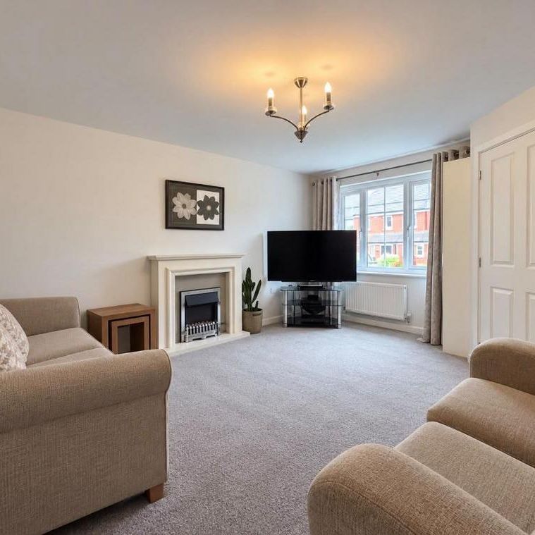 3 bedroom semi-detached house to rent - Photo 1
