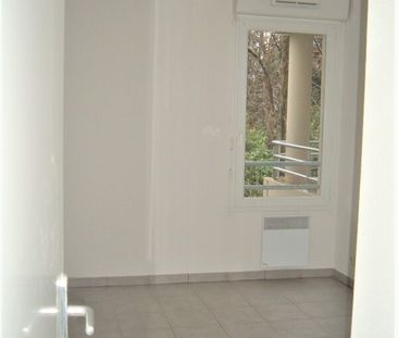 Location Appartement 3 pièces 66m² JURANCON 64110 - Photo 6