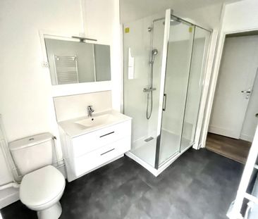 A LOUER 75011 PARIS 2P MENILMONTANT - Photo 5