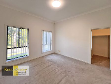 40 Jetty Parade, Fletcher - Photo 4