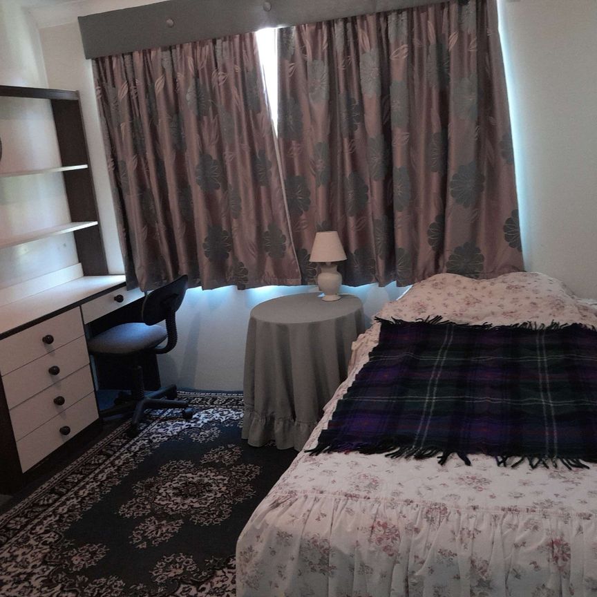 Canning Vale - Photo 1