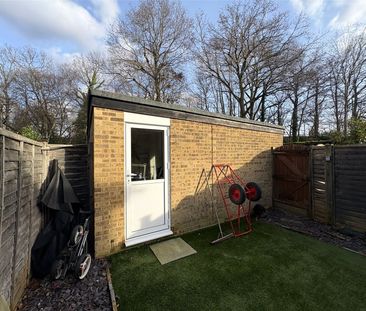 Northcote Road, Ash Vale, Aldershot, Surrey, GU12 - Photo 5