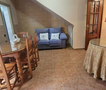 Alquiler de piso en Calle Juan Carlos I - Photo 1