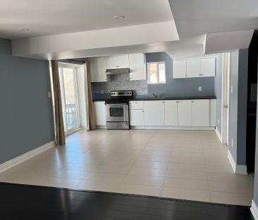 For Lease - 8 Dovetail Drive, Richmond Hill, Ontario - Photo 4