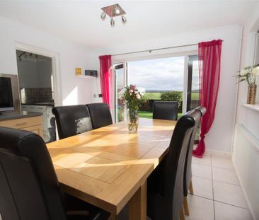 4 bedroom detached house to rent - Photo 3