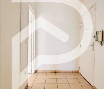 Appartement 4 pièces 88m2 REIMS 1 230 euros - Photo 1