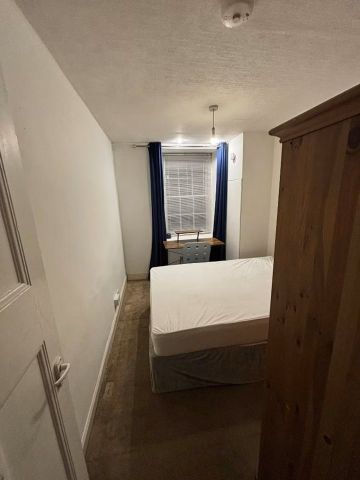 Room in a Shared Flat, Parkside Street, EH8 - Photo 4