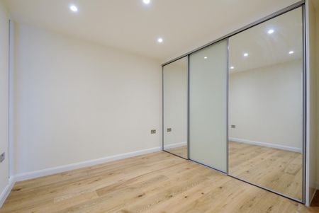London Road, Kingston Upon Thames KT2 - Photo 2