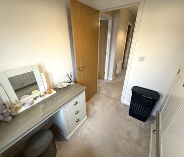 3 bedroom semi-detached house to rent - Photo 6