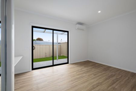 1-9/8 Donelly Avenue, West Wodonga - Photo 3