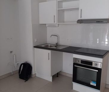 T4 AVEC TERRASSE, JARDIN ET PARKING - Photo 4