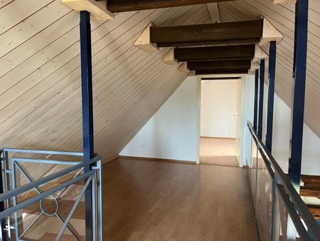 Fantastic duplex apartment in a central location - Photo 3