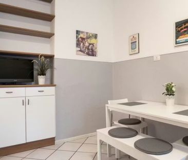 Via Gran San Bernardo, Milan, Lombardy 20155 - Photo 6