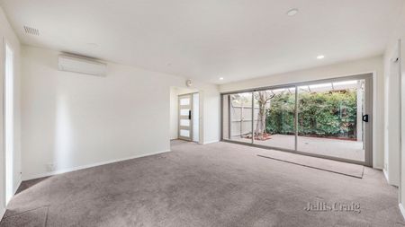 24 Erica Ave, Glen Iris - Photo 3