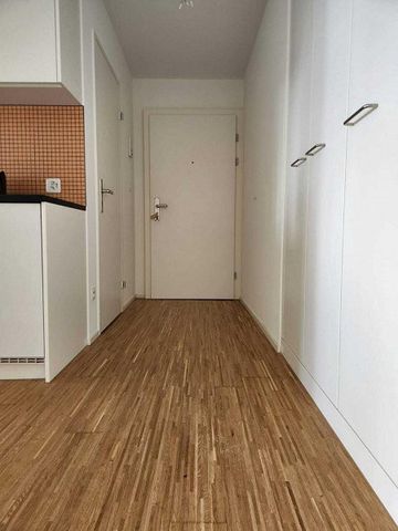 Moderne Wohnung an bester Lage in Zürich-Wiedikon - Photo 5