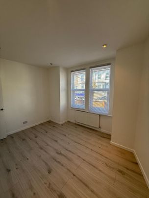 3 Bed Maisonette, Downstairs, SE25 - Photo 1