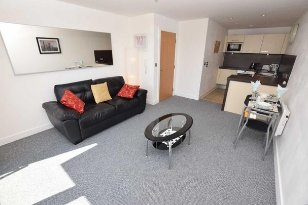 1 bedroom flat to rent - Photo 1