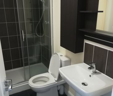 4 bed End of Terrace in Fen Street Brooklands, Milton Keynes, MK10 7HD - Photo 3