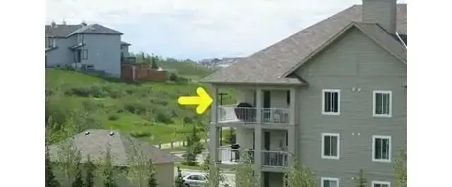 ***ALL UTILITIES INCLUDED*** 2 bed 2 full bath + small den | 4000 Citadel Meadow Point NW, Calgary - Photo 1