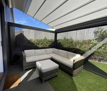 Fully Furnished 1 bedroom unit - Photo 2