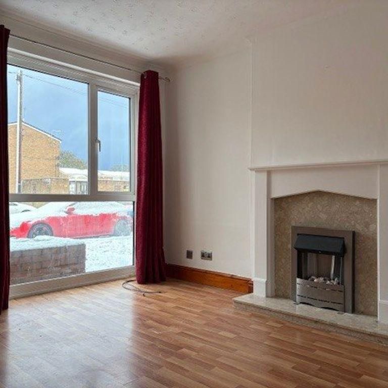 2 bedroom terraced house to rent - Photo 1