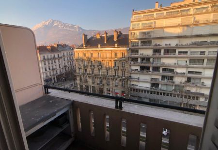 Appartement T4 à GRENOBLE - Photo 2