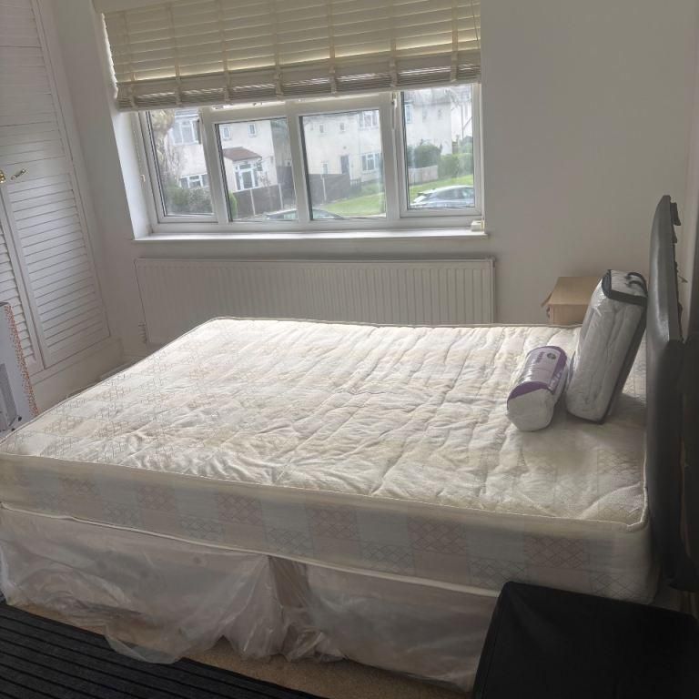 1 bedroom in a house share to rent - Photo 1