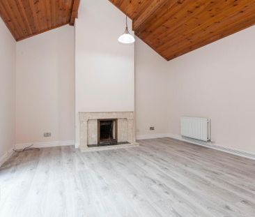 19 Upper Malone Crescent, Upper Malone, Belfast, BT9 6PR - Photo 5