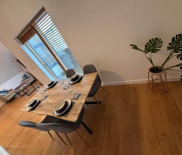 2 bedroom semi-detached house to rent - Photo 4