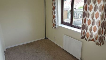 Curlew Avenue, Eckington, S21 4HR - Photo 2