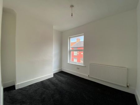 Dingle Grove, Liverpool - Photo 4