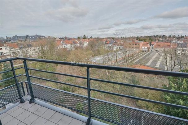 Appartement te huur - Photo 1