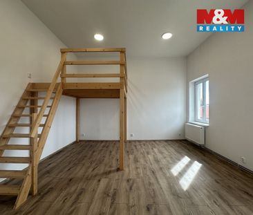 Pronájem bytu 2+1 54 m² - Photo 1