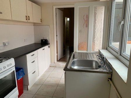 4 bedroom house to rent - Photo 5