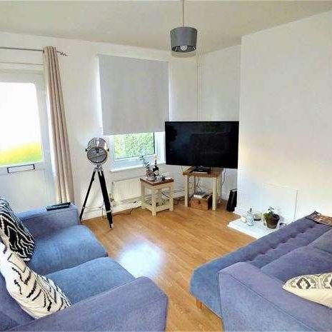 Weir Farm Road, Rayleigh, Rayleigh, SS6 - Photo 1